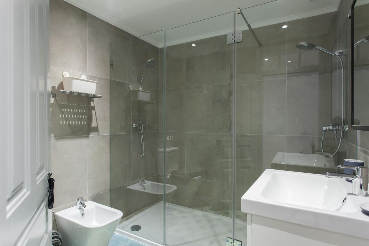 Flh Bairro Alto Bright Flat Apartment Lisbon Luaran gambar